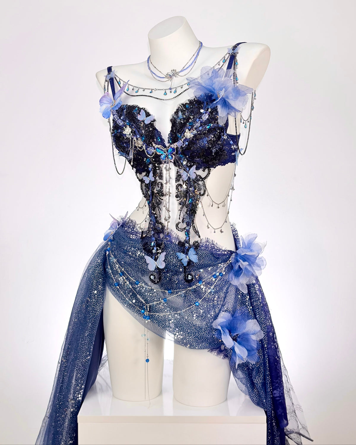 AVRY Delphine butterfly festival set with crystal embellishments and chain details